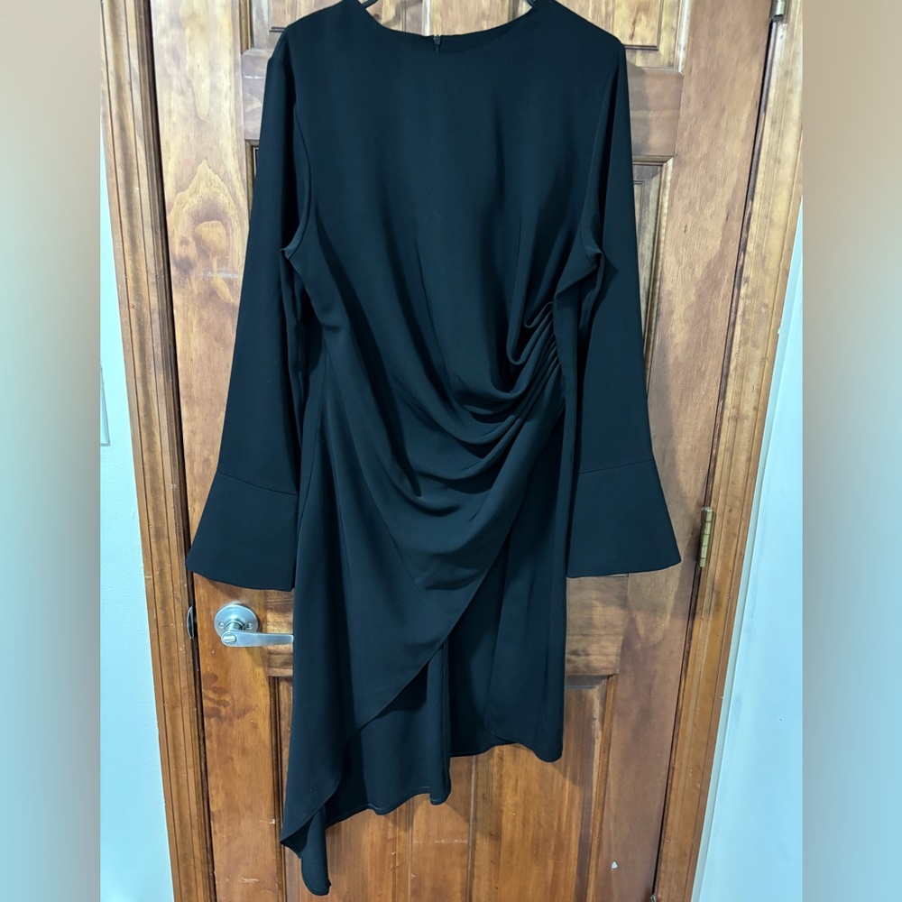 Summer Evenings Black Asymmetrical Top - Picture 2 of 4